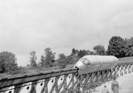 3551061.jpg (28185 Byte)