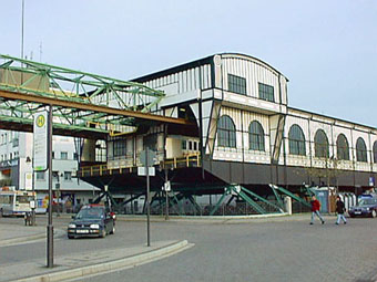 3700033.jpg (35427 Byte)