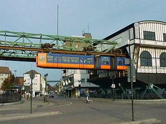 3700035.jpg (35180 Byte)