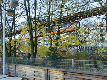 3700041.jpg (57514 Byte)