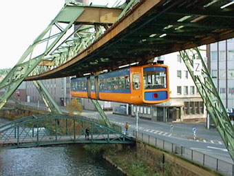 3700061.jpg (40687 Byte)