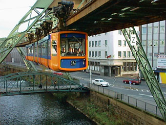 3700063.jpg (42031 Byte)