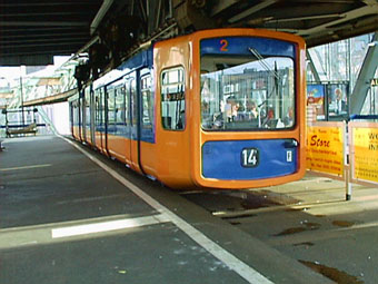 3700065.jpg (37272 Byte)