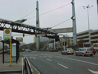 3700069.jpg (29048 Byte)