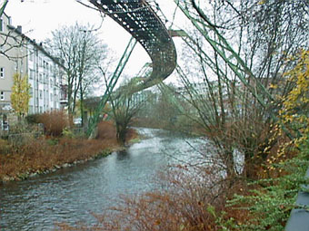 3700073.jpg (34805 Byte)