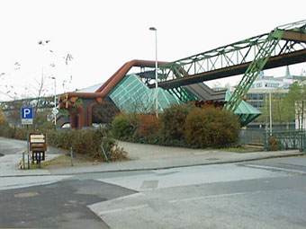 3700109.jpg (28105 Byte)