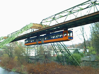 3700137.jpg (36146 Byte)