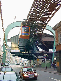 3700161.jpg (42065 Byte)