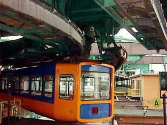 3700171.jpg (42420 Byte)